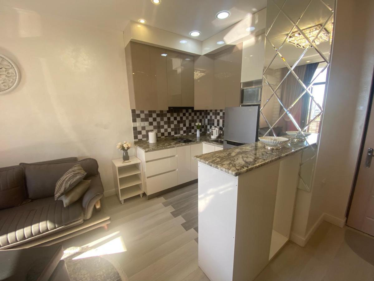 Jasmine Apartment In New Bulvar Batumi Exterior foto