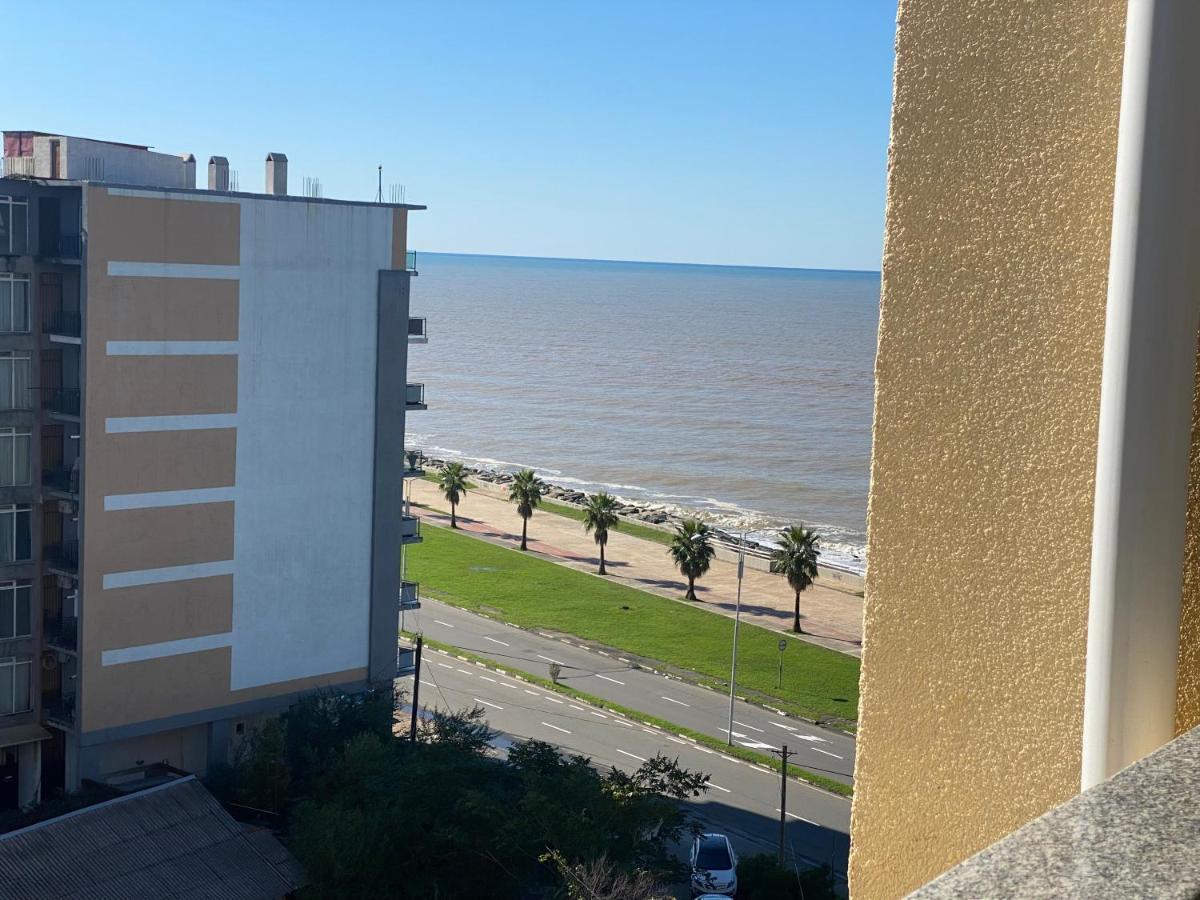 Jasmine Apartment In New Bulvar Batumi Exterior foto
