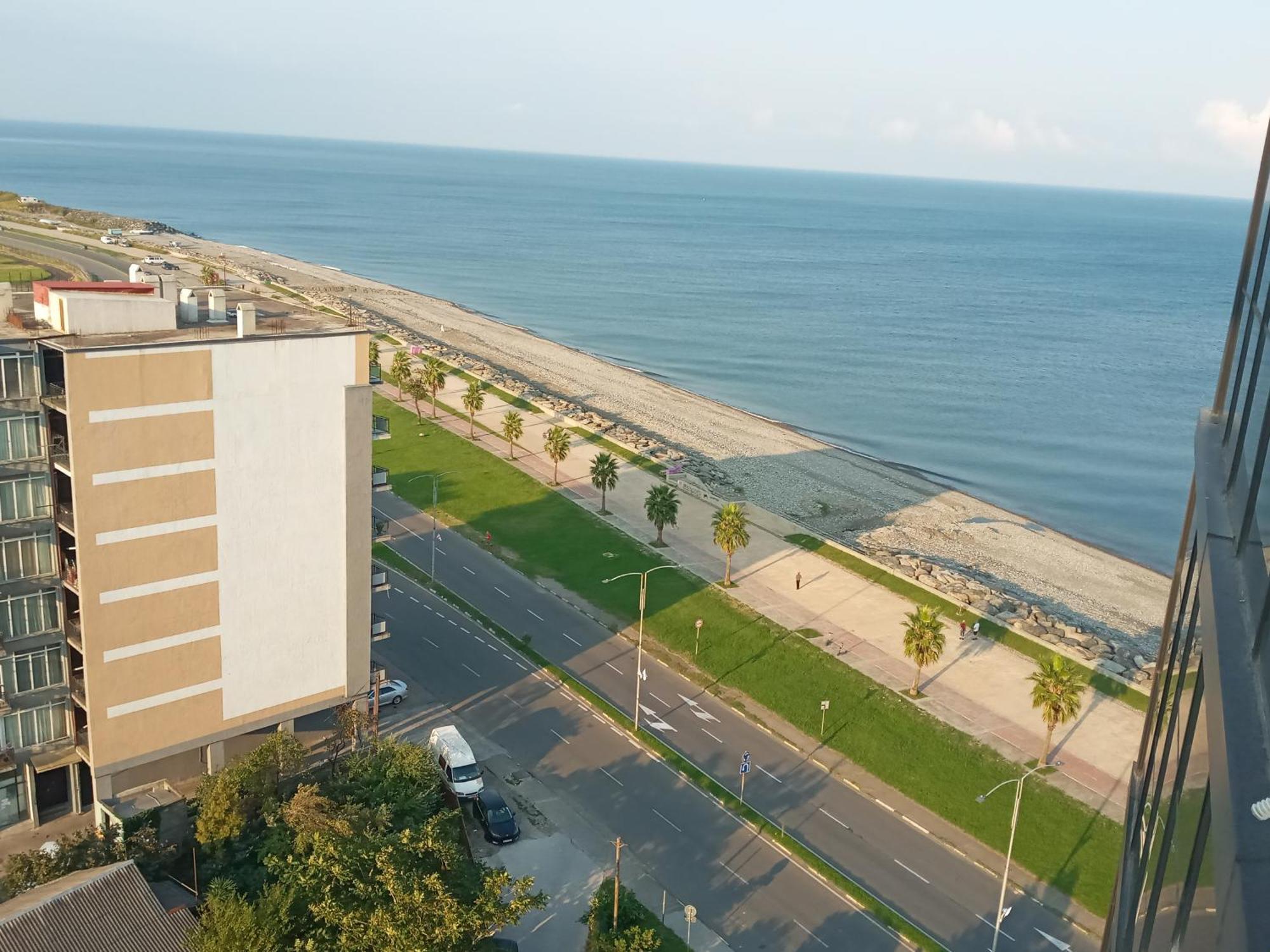 Jasmine Apartment In New Bulvar Batumi Exterior foto