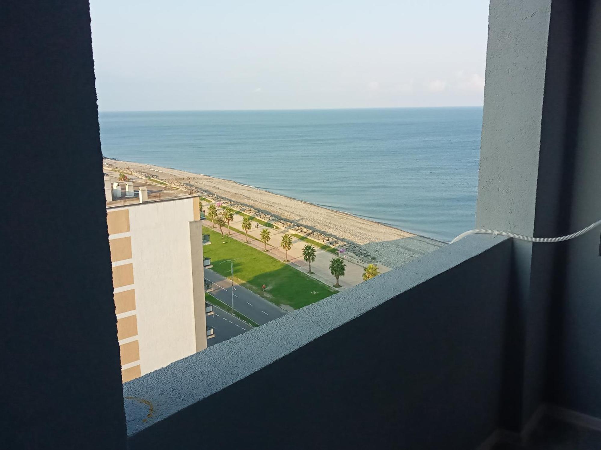 Jasmine Apartment In New Bulvar Batumi Exterior foto